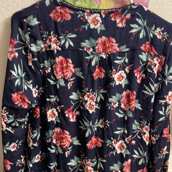 UP UltraPink  Floral Print Long Sleeve Blouse( New) - Picture 4 of 8